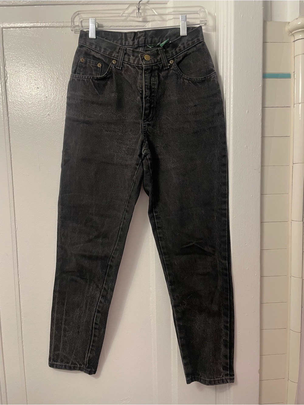 High-Rise Straight Leg Women’s Jeans in Black